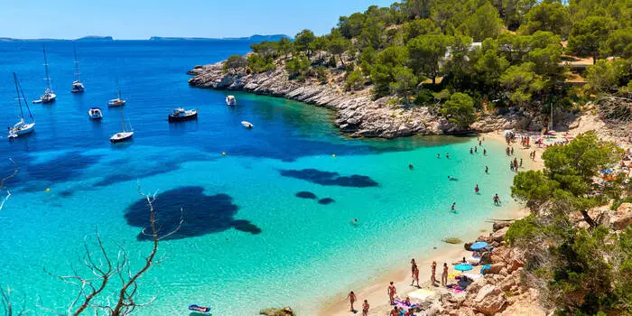 15 best beaches in Spain with clear blue water, sandy coastline, and scenic views