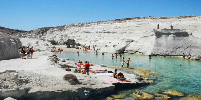 Sarakiniko Beach, Milos